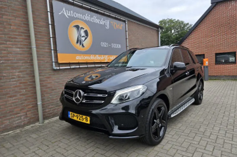 Mercedes-Benz GLE (2018)