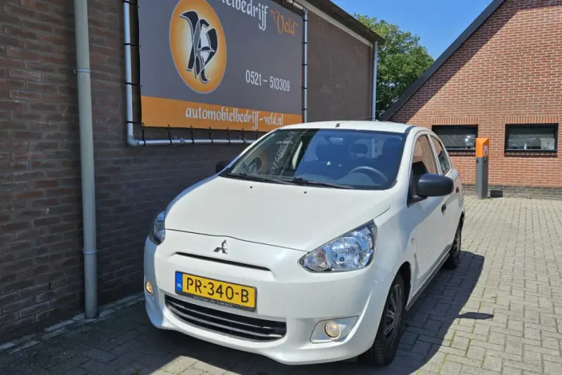 Mitsubishi Space (2014)