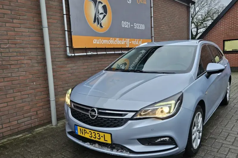 Opel Astra (2017)