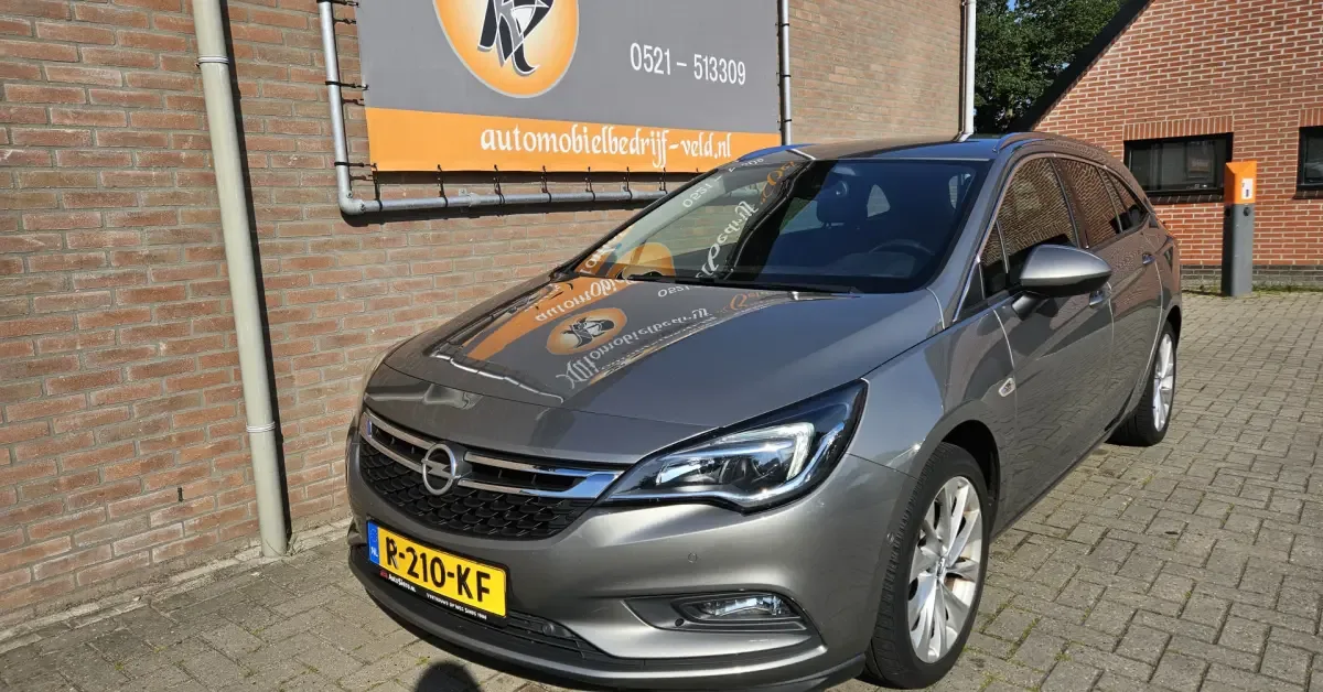 Opel Astra (2016) — foto 1