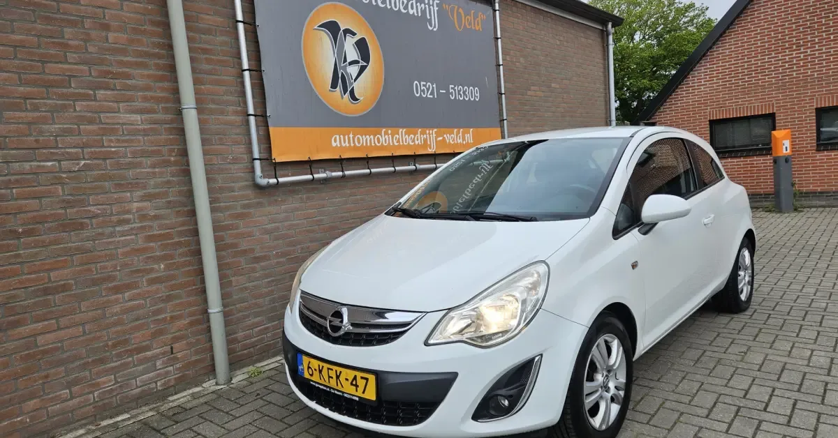 Opel Corsa (2013) — foto 1
