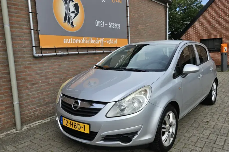 Opel Corsa (2008)