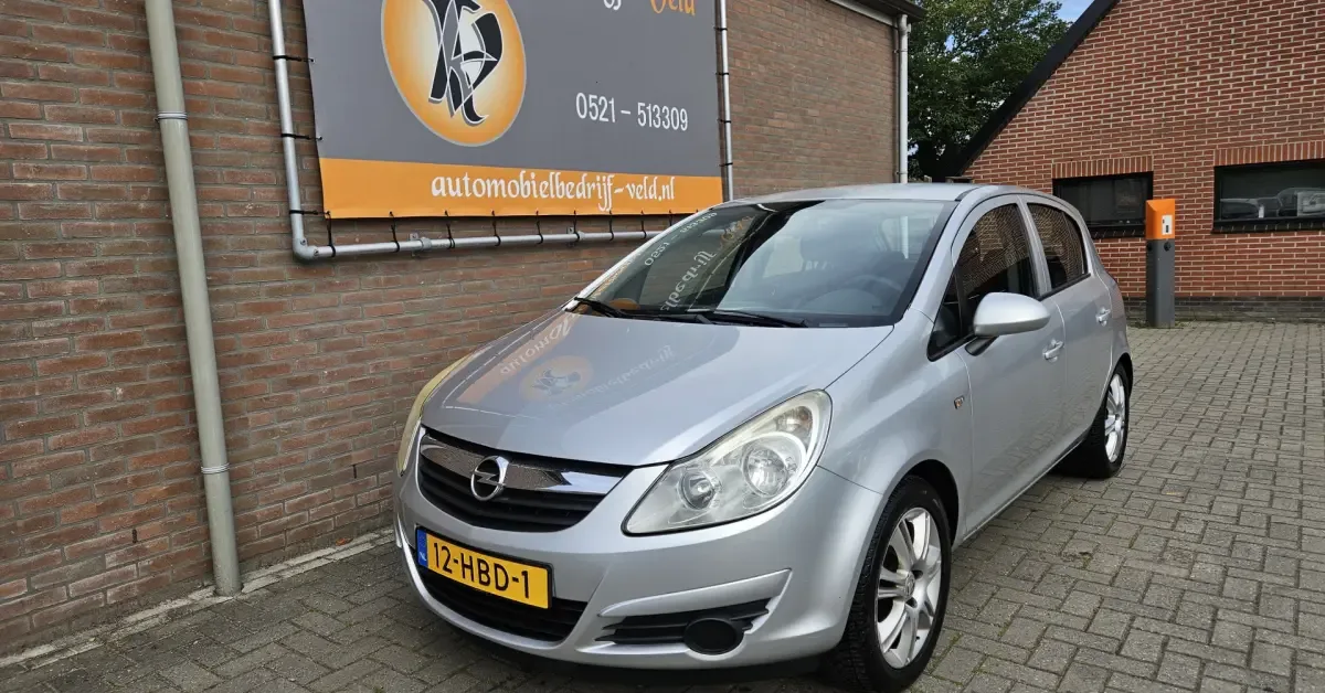 Opel Corsa (2008) — foto 1