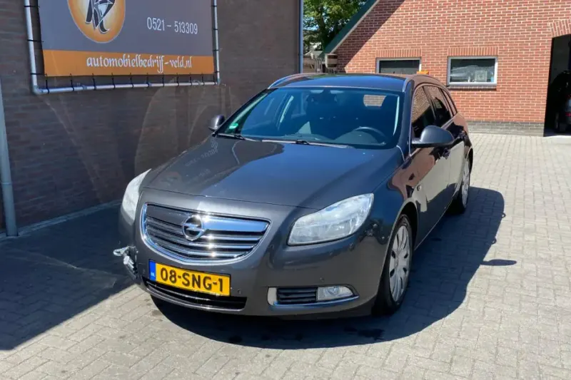 Opel Insignia (2011)