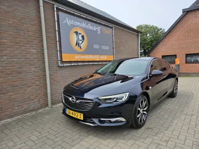 Opel Insignia (2018) — foto 1