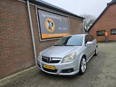 Opel Vectra (2008) — foto 1