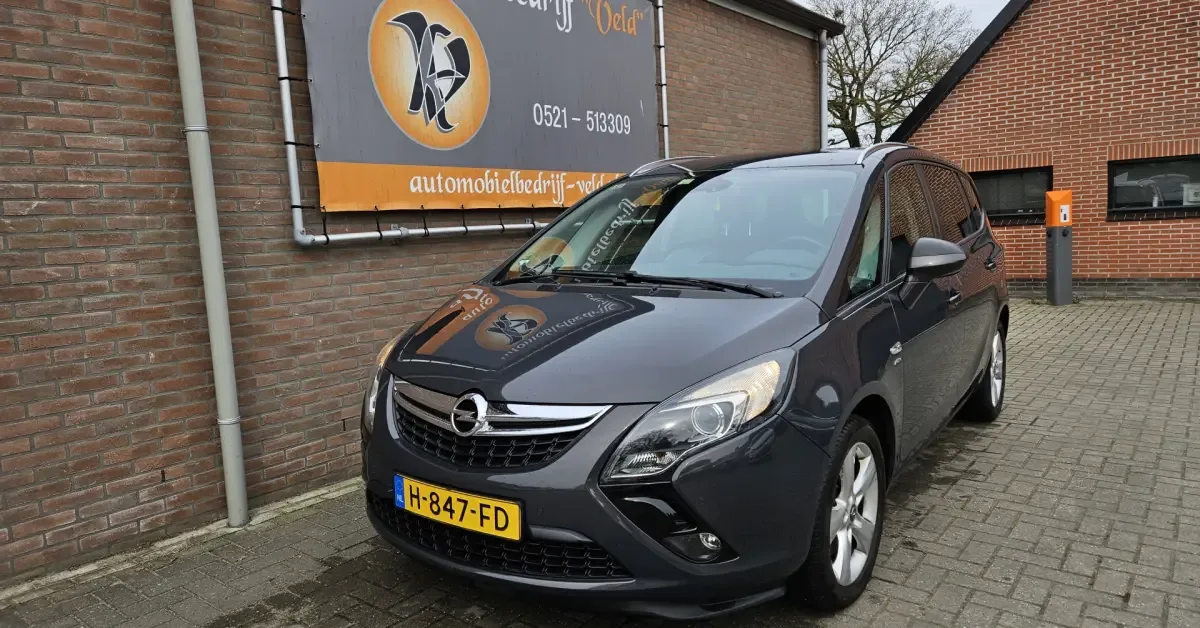 Opel Zafira (2014) — foto 1