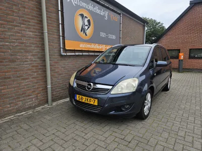 Opel Zafira (2009) — foto 1