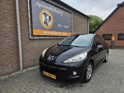 Peugeot 207 (2011) — foto 1