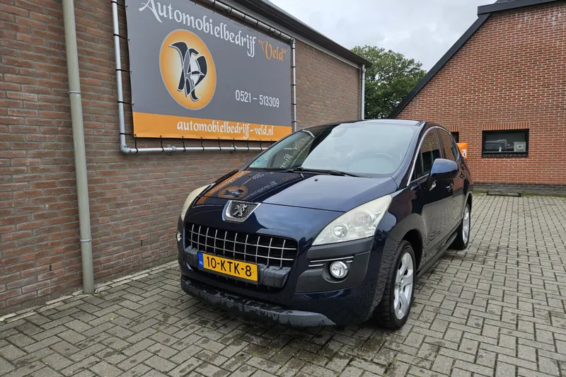 Peugeot 3008 (2010)