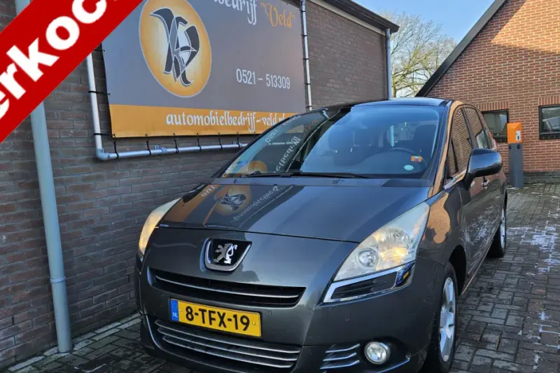 Peugeot 5008 (2013)