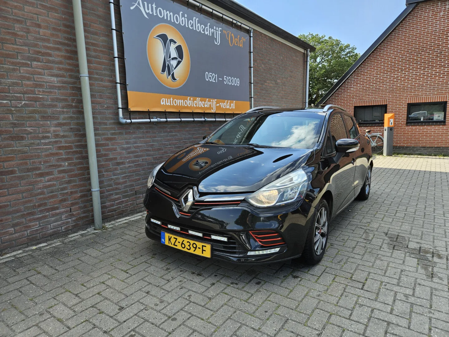 Renault Clio (2016) — foto 1