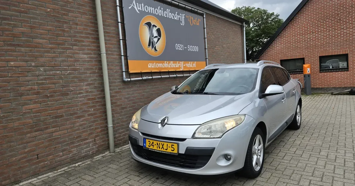 Renault Mégane (2010) — foto 1