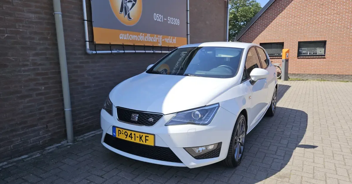 SEAT Ibiza (2015) — foto 1