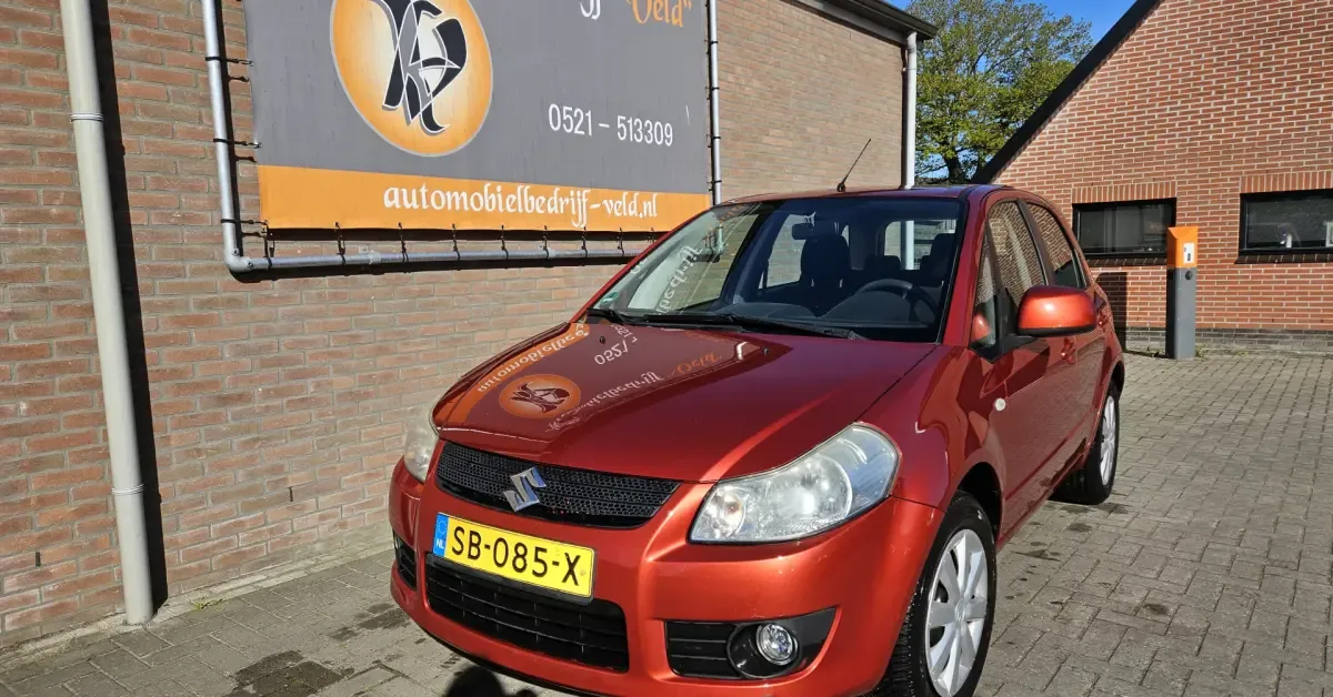 Suzuki SX4 (2007) — foto 1