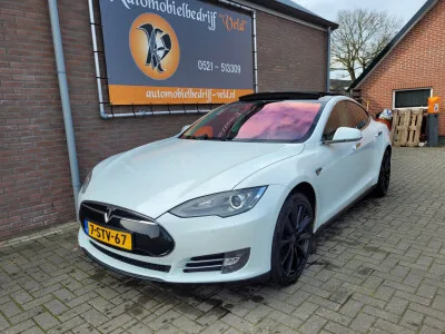 Tesla Model S (2013) — foto 1