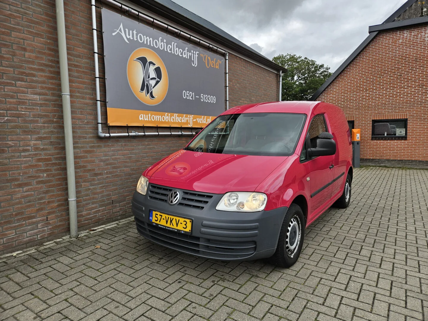 Volkswagen Caddy (2007) — foto 1