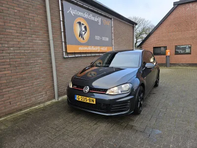 Volkswagen Golf (2016) — foto 1