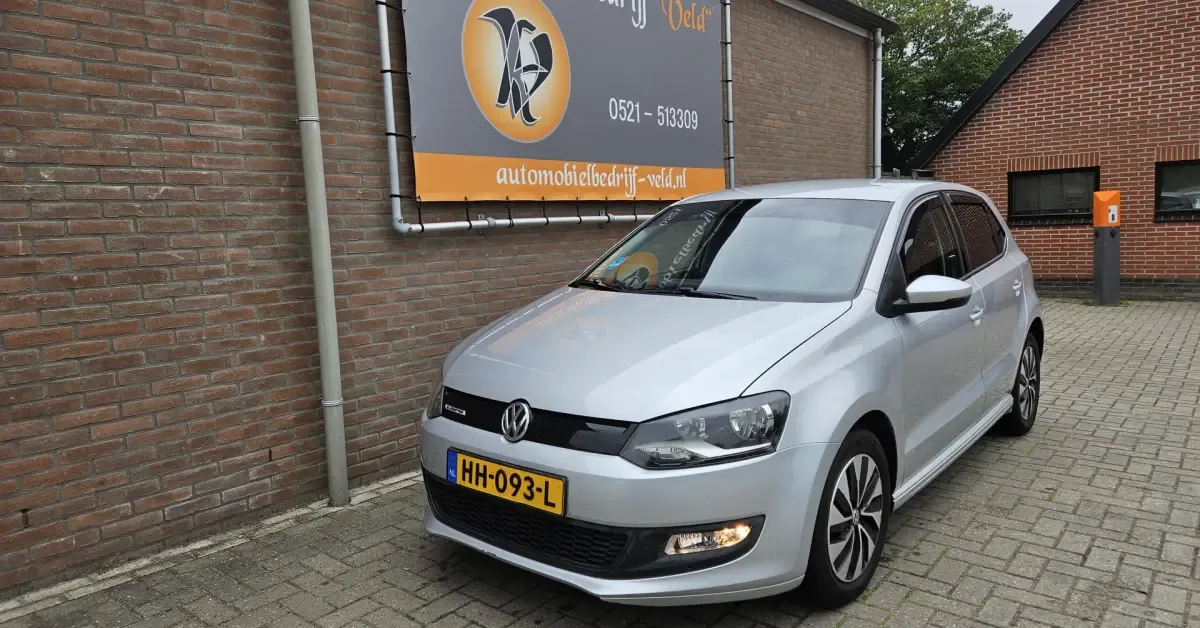Volkswagen Polo (2015) — foto 1