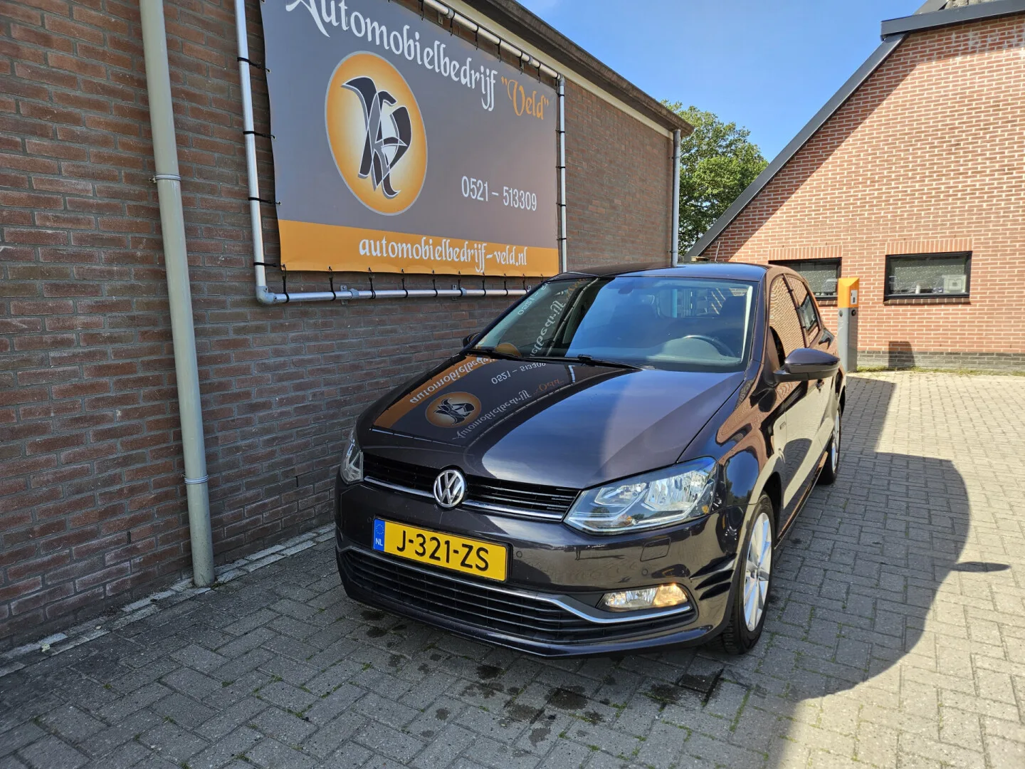 Volkswagen Polo (2015) — foto 1