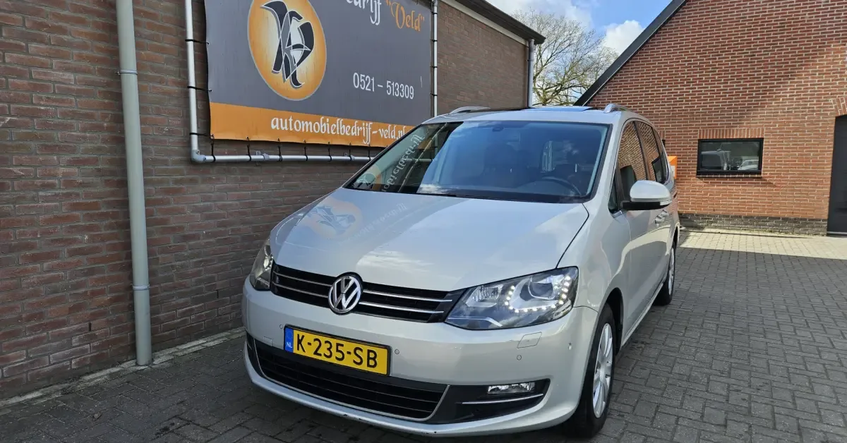 Volkswagen Sharan (2013) — foto 1