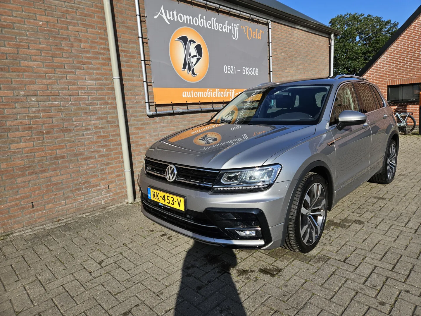 Volkswagen Tiguan (2018) — foto 1