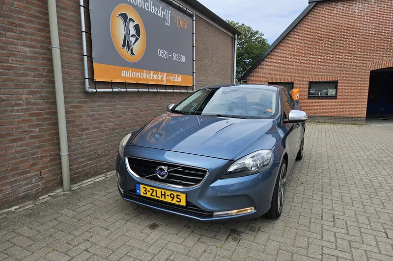 Volvo V40 (2013)