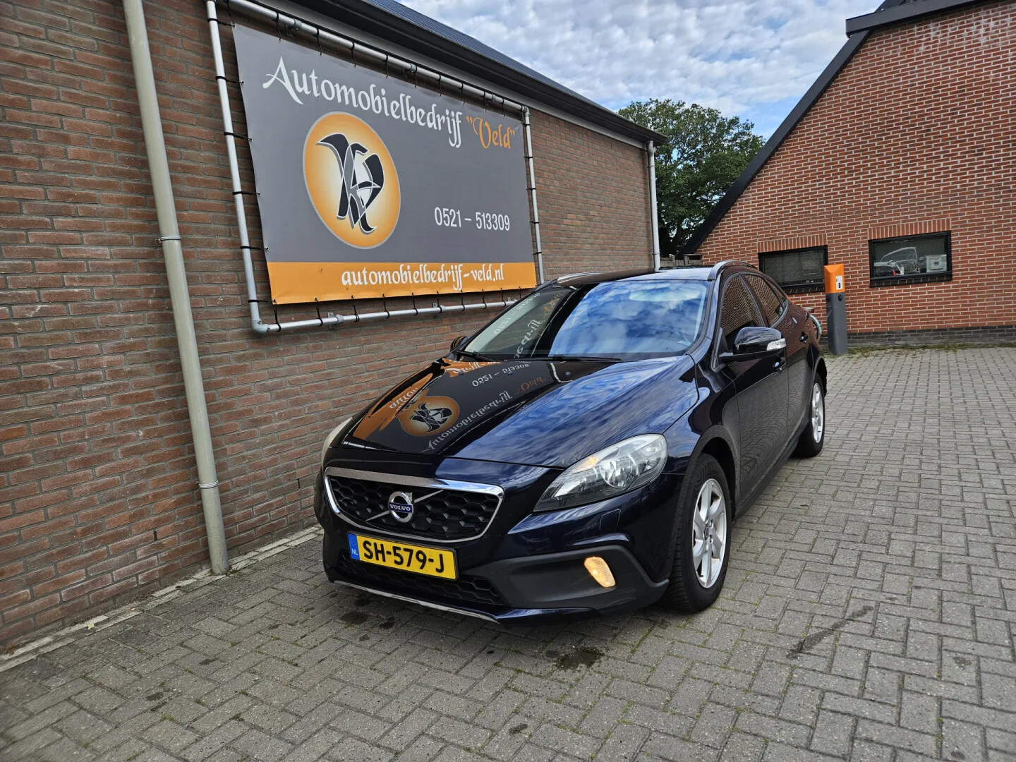 Volvo V40 (2015) — foto 1