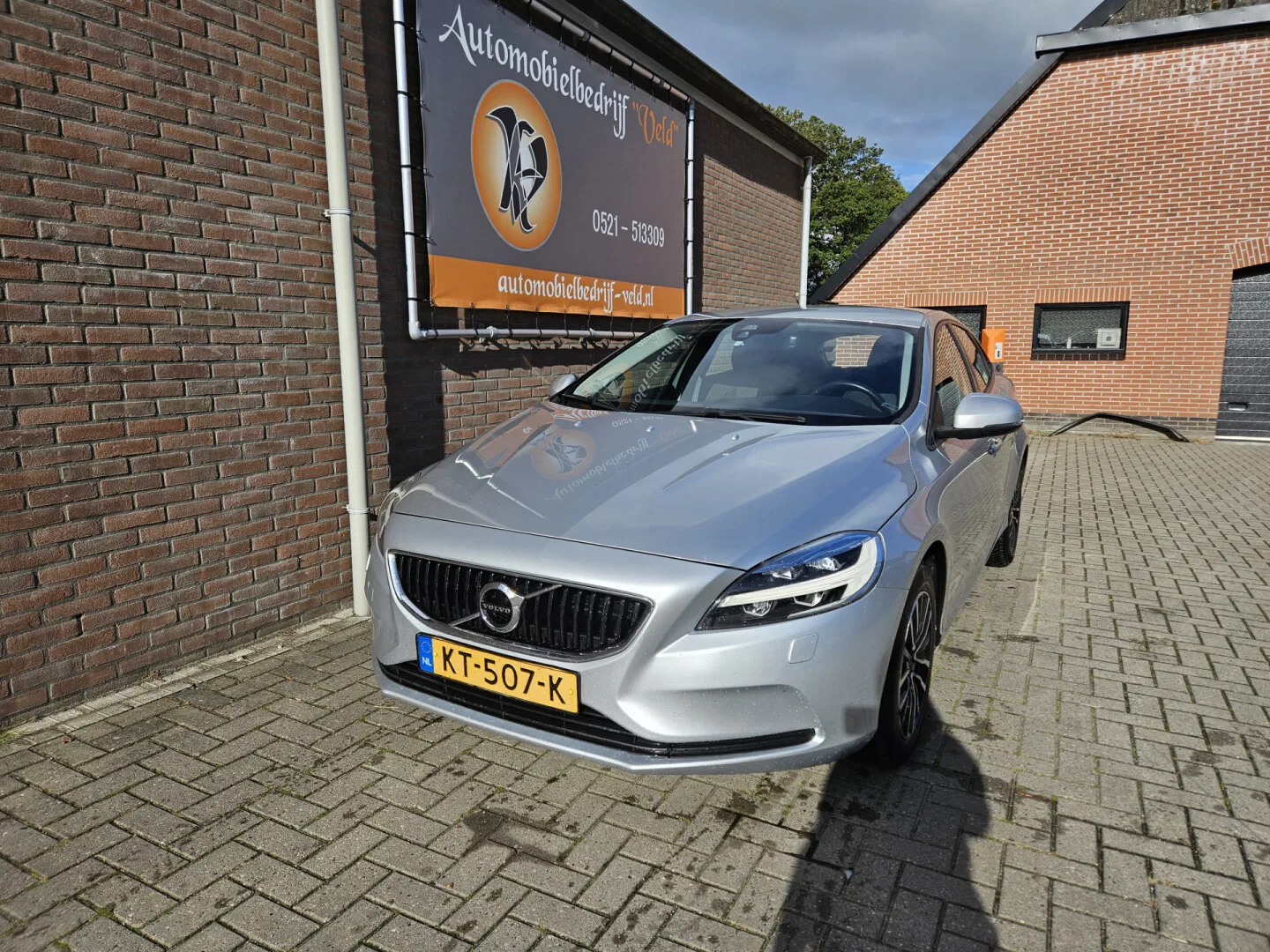 Volvo V40 (2016) — foto 1