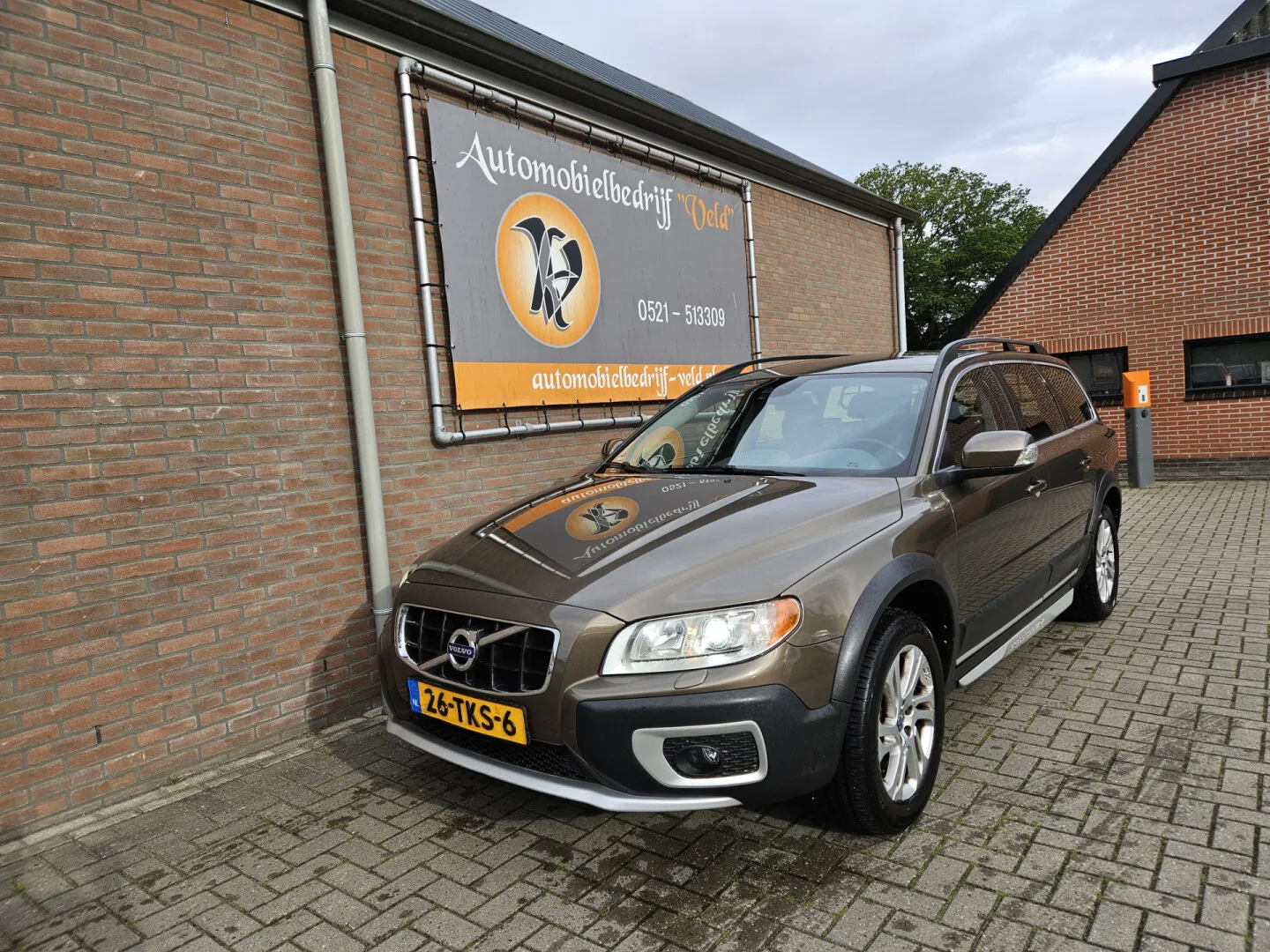 Volvo XC70 (2012) — foto 1