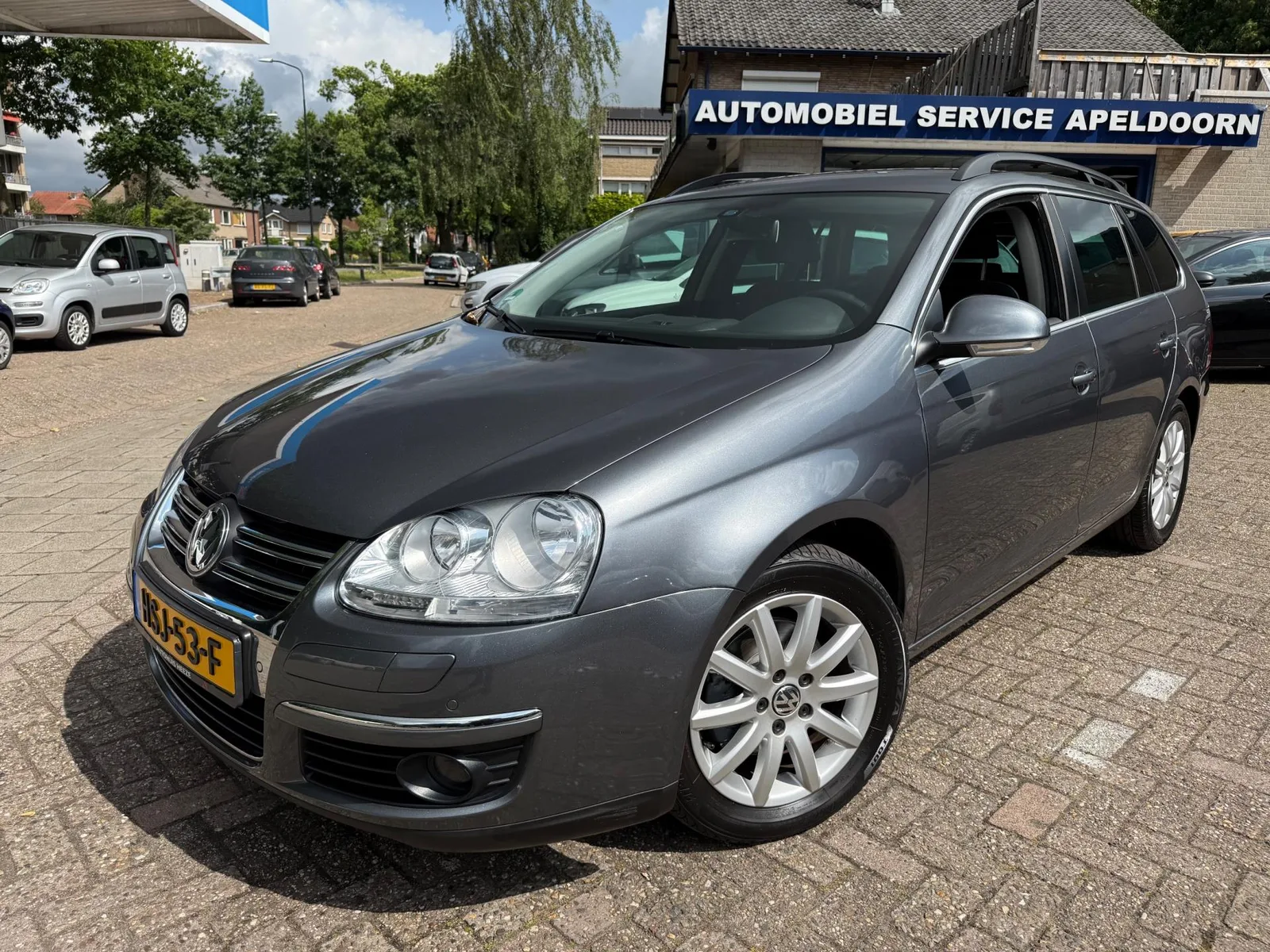 Volkswagen Golf (2009) — foto 1