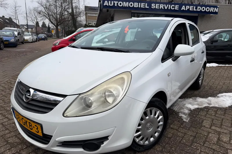 Opel Corsa (2008)