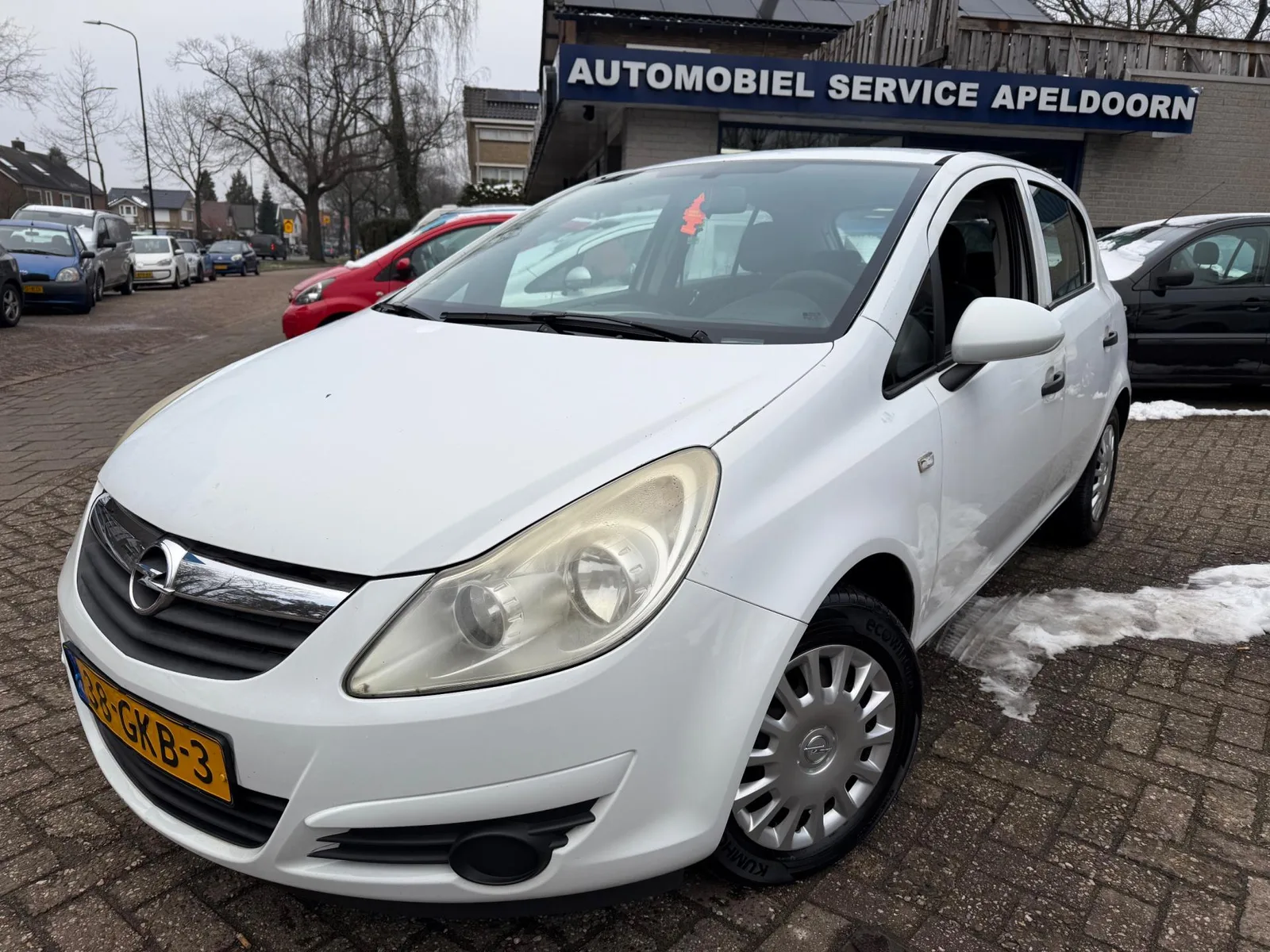 Opel Corsa (2008) — foto 1