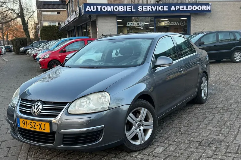 Volkswagen Jetta (2006)
