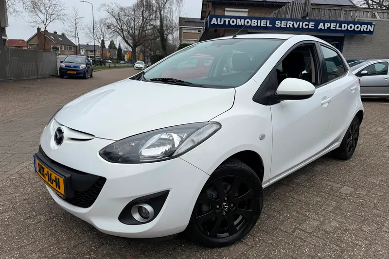 Mazda 2 (2012)
