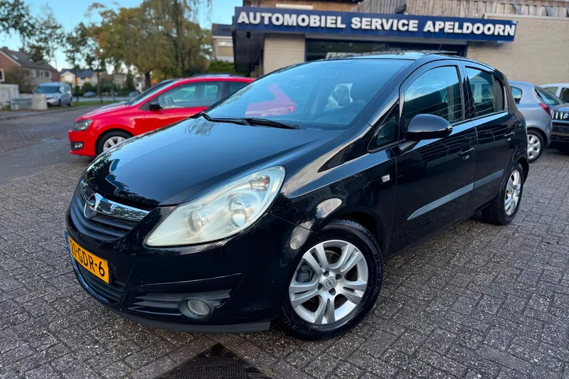 Opel Corsa (2008)