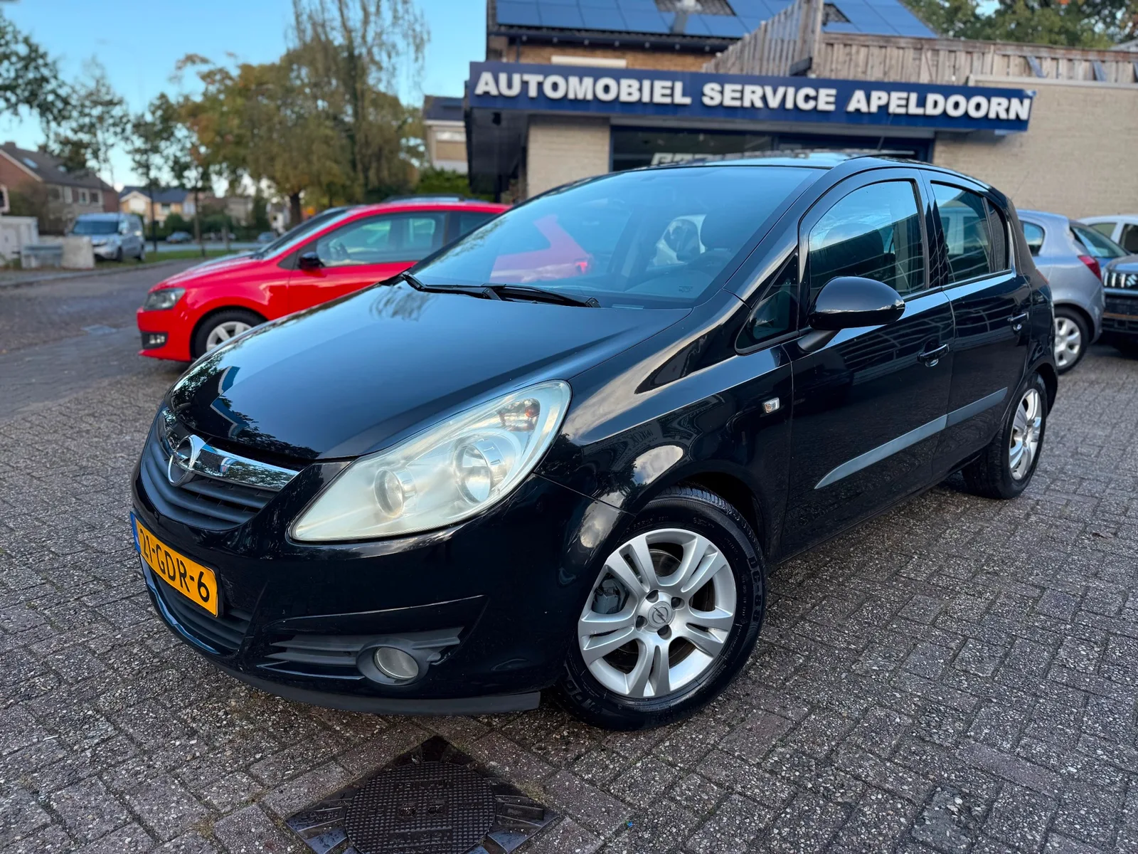 Opel Corsa (2008) — foto 1
