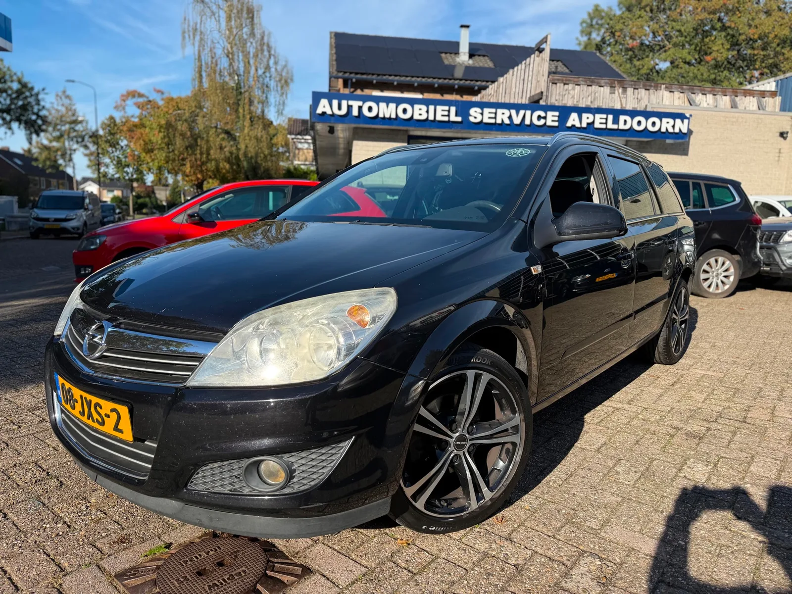 Opel Astra (2009) — foto 1
