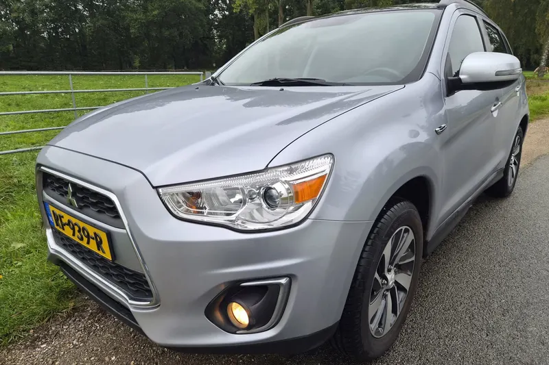 Mitsubishi ASX (2015)