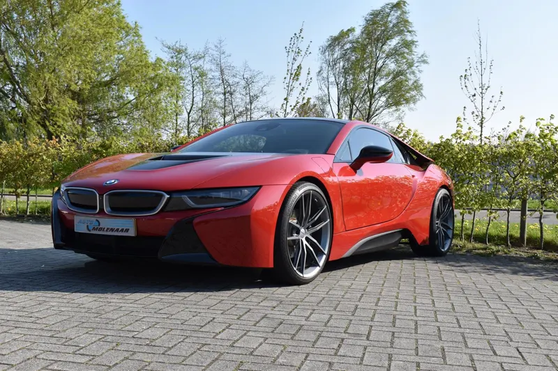 BMW i8 (2016)