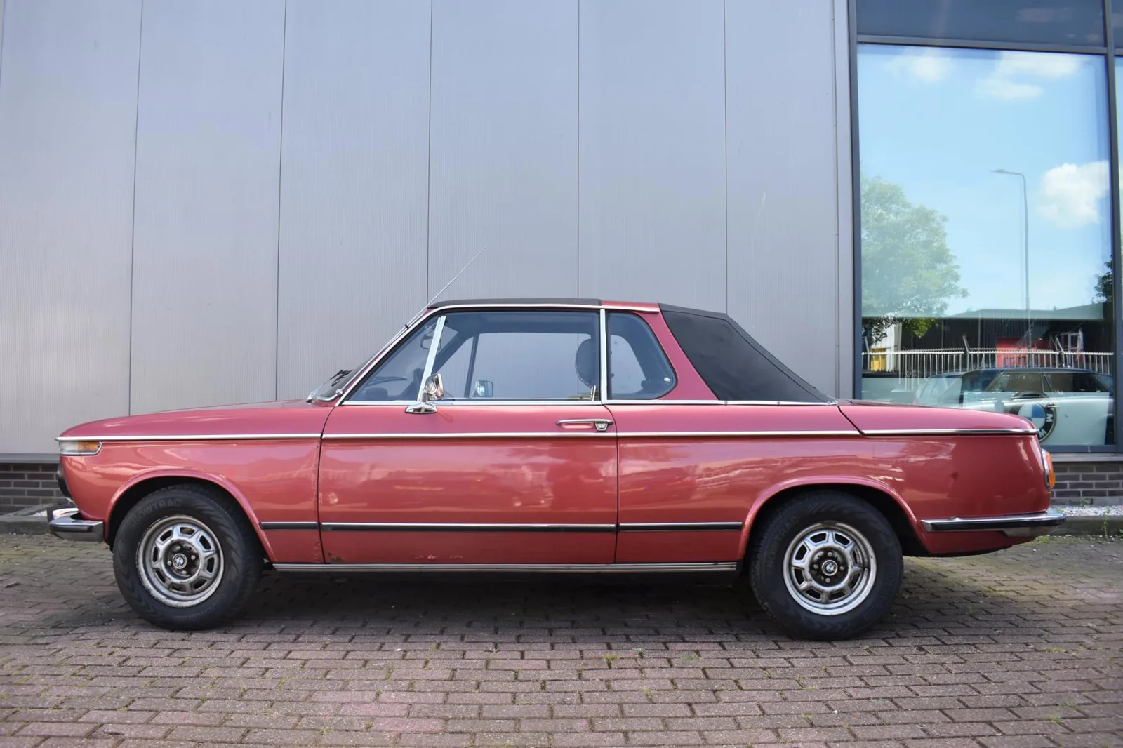 BMW 2002 (1973) — foto 1