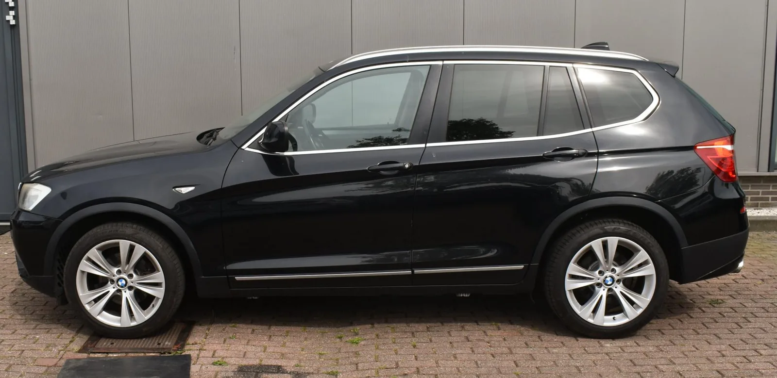 BMW X3 (2010) — foto 1