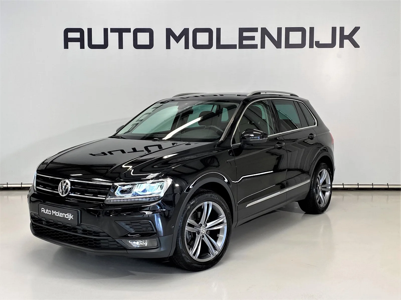 Volkswagen Tiguan (2017) — foto 1