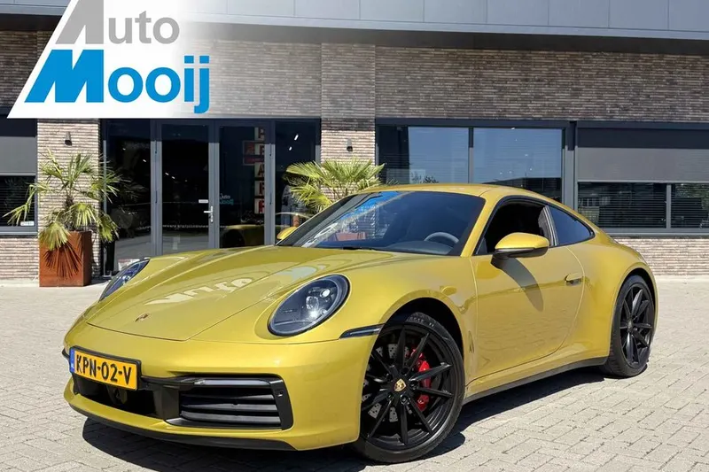 Porsche 911 (2020)