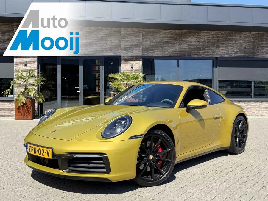 Porsche 911 (2020) — foto 1