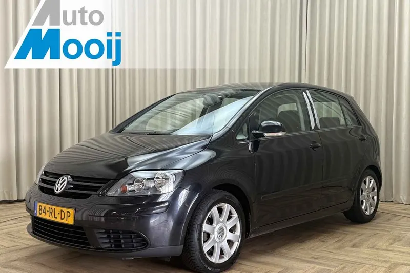 Volkswagen Golf (2005)