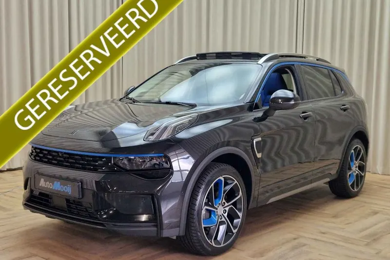 Lynk & Co 01 (2023)