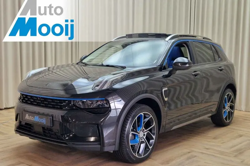 Lynk & Co 01 (2023)