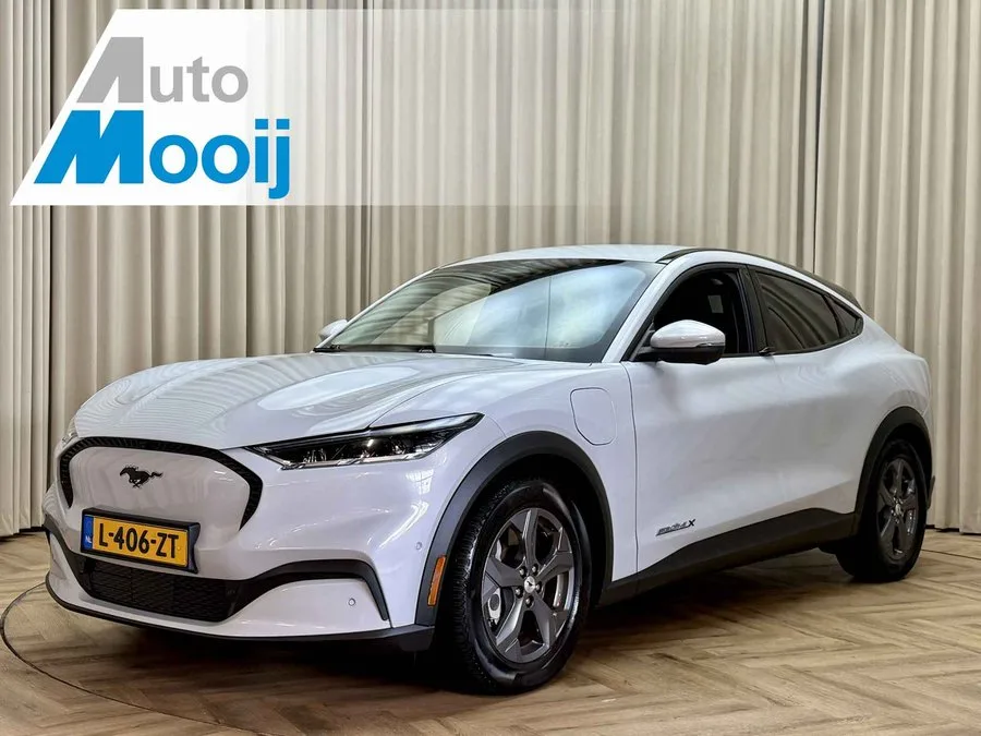 Ford Mustang (2021) — foto 1
