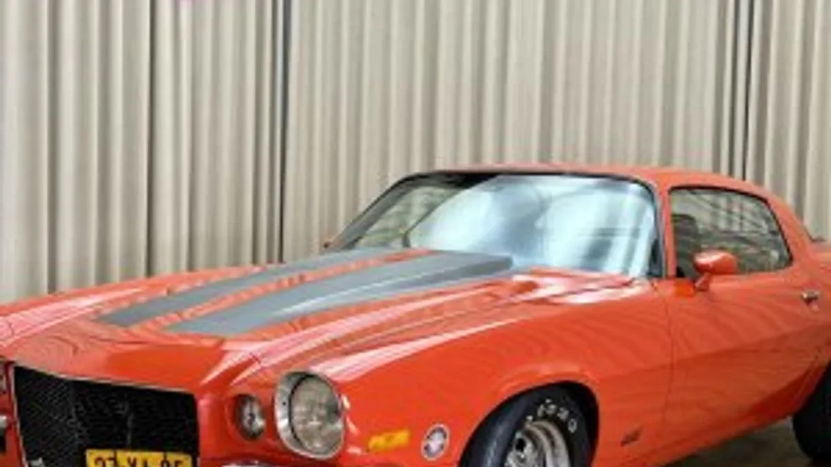 Chevrolet Camaro (1975) — foto 1